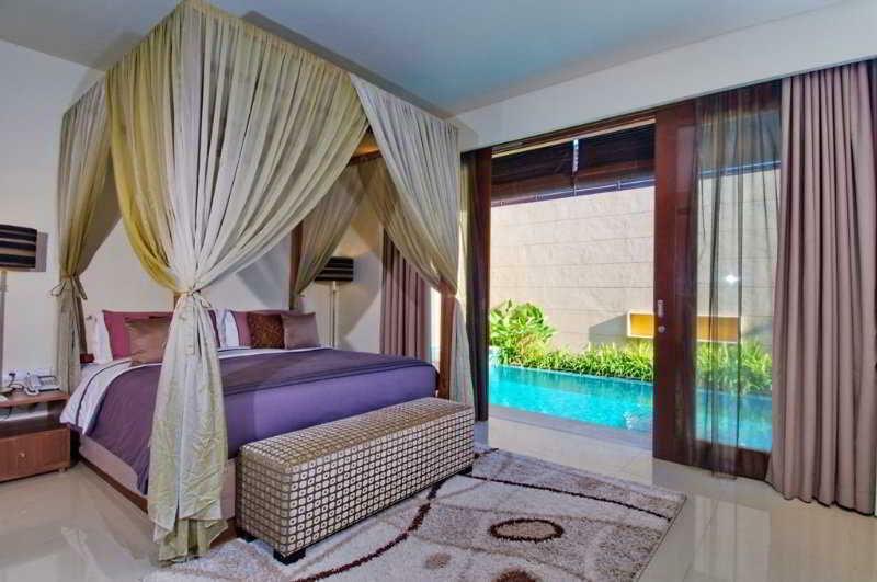 Pradha 4* Seminyak (Bali)